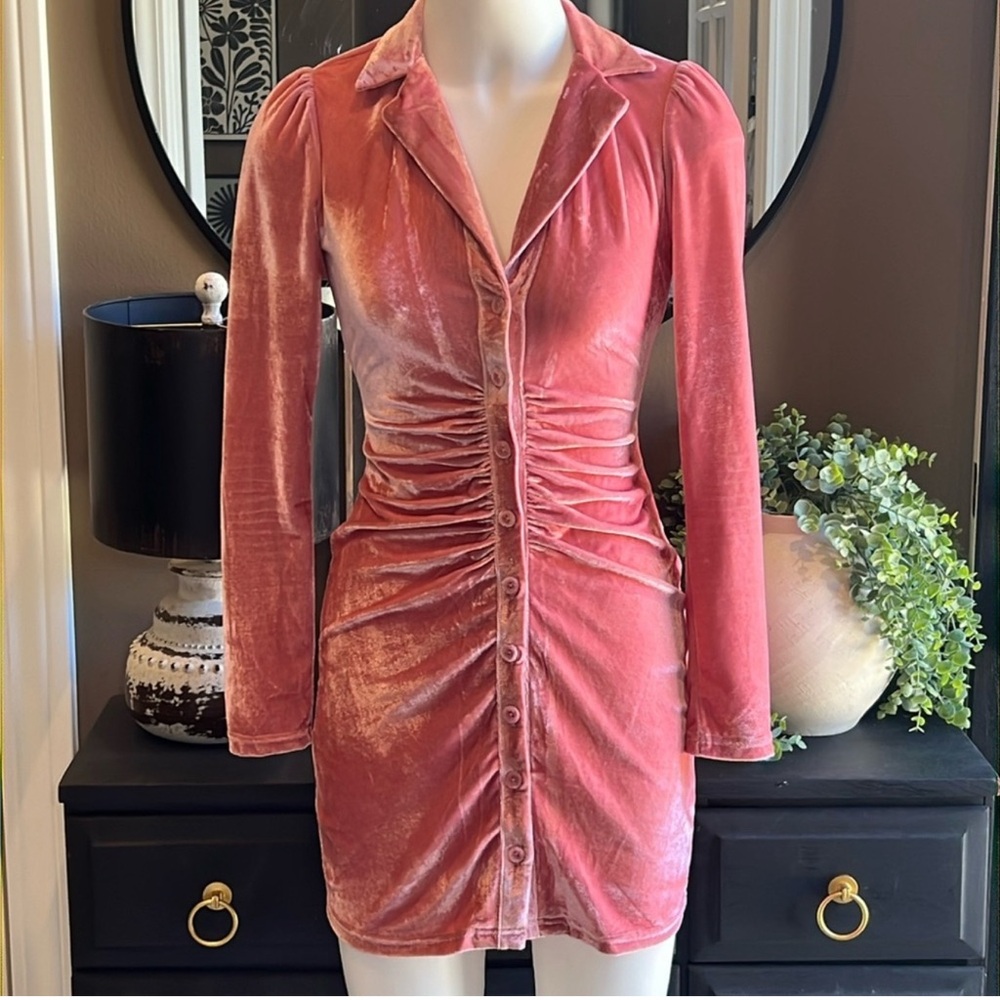 MINKPINK Pink Velour Ruched Button Front Stretch Mini Shirt  Dress Size Small